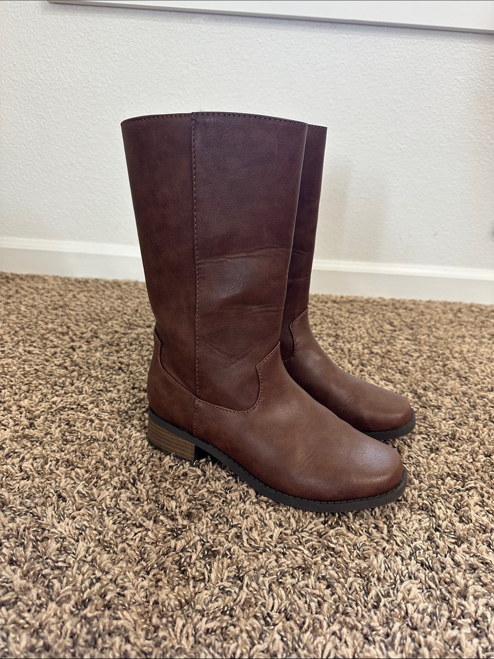 Cat & Jack Classic Brown Mid-Calf Girl’s Boots